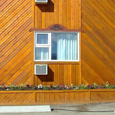 The Yukon Inn Whitehorse Kültér fotó